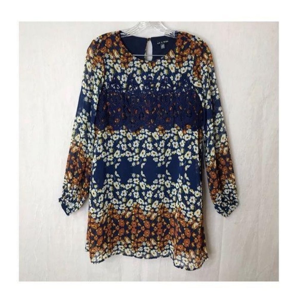 NWT As U Wish Size XS Floral Dress Blue